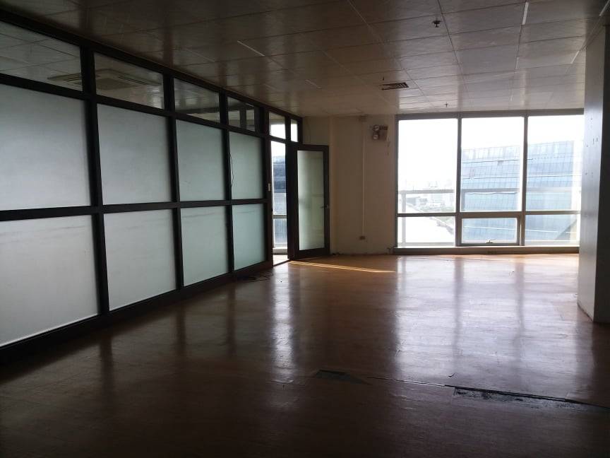 Fitted Office Space 1400 sqm Rent Lease Pasay City