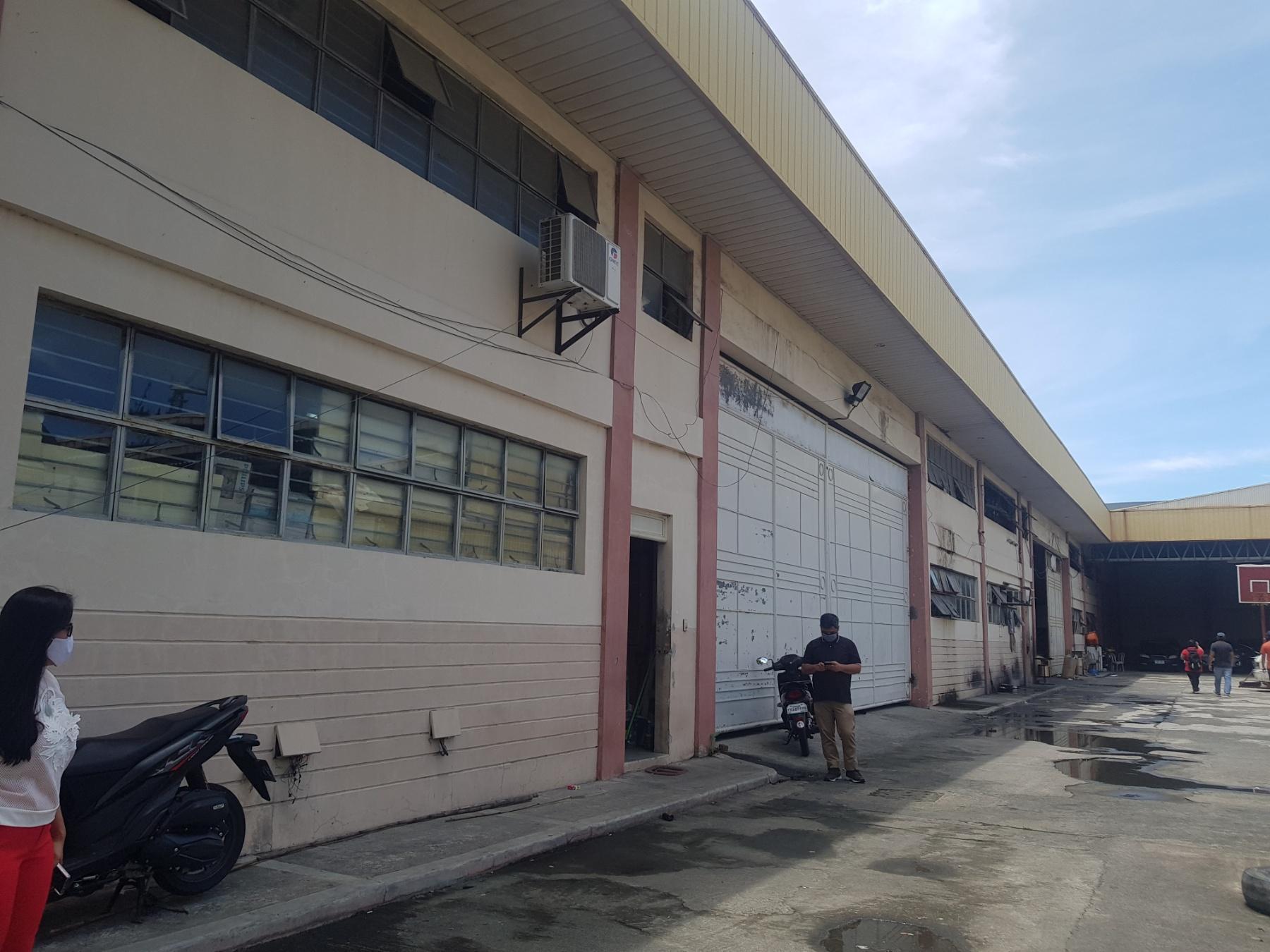 Warehouse Office Rent Lease High Ceiling 963 sqm Pasig City