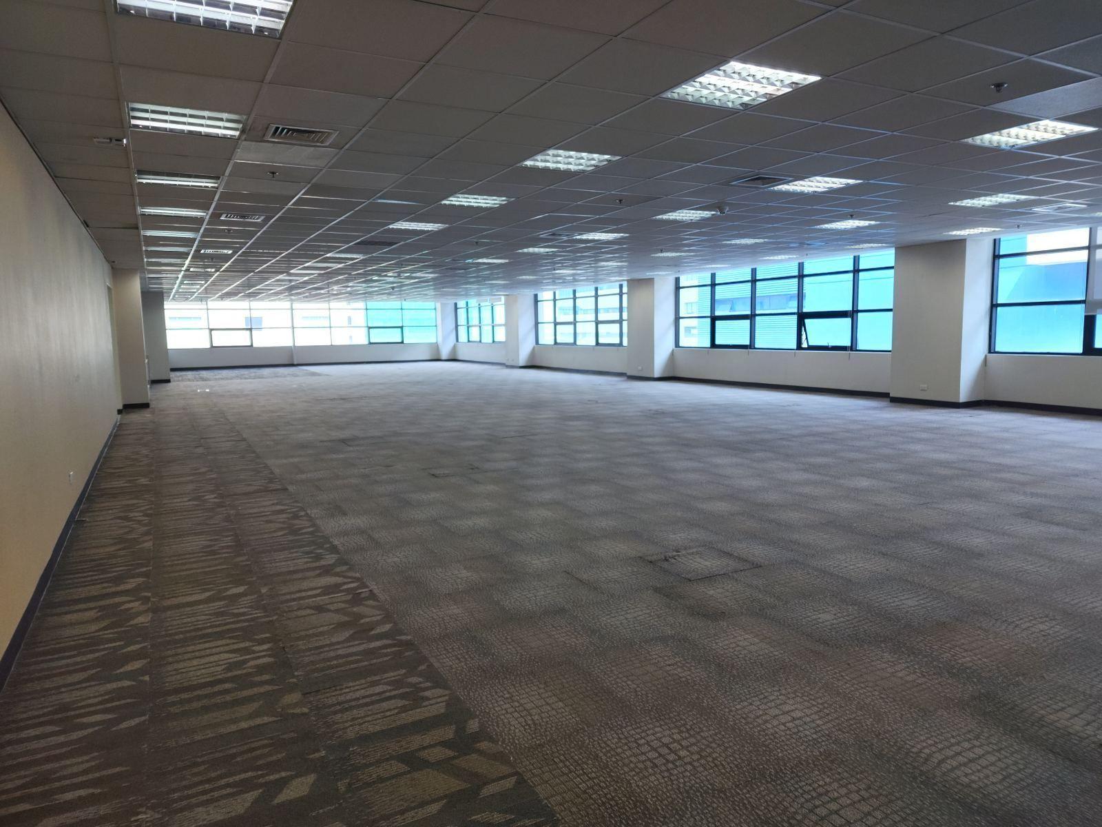 Fitted Office Space Lease Rent Alabang Muntinlupa 1500 sqm