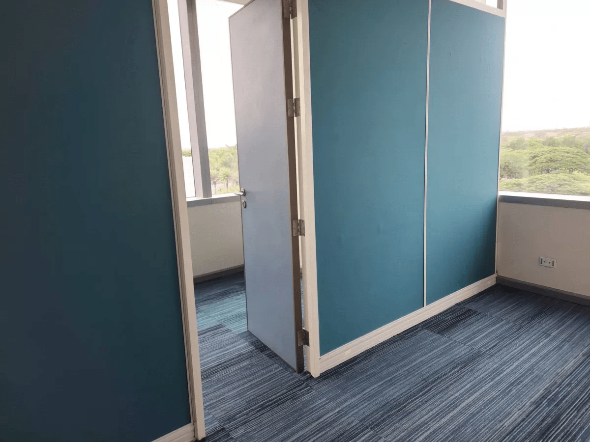 Fitted Office Space Lease Rent Alabang Muntinlupa 2000 sqm