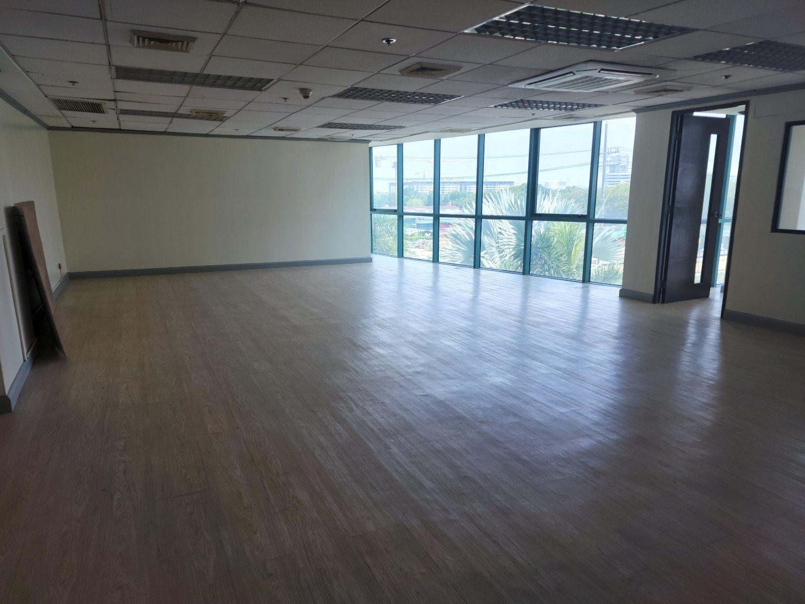 117 sqm Fitted Office Space Lease Rent Alabang Muntinlupa