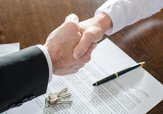 Signing Office Lease Agreement