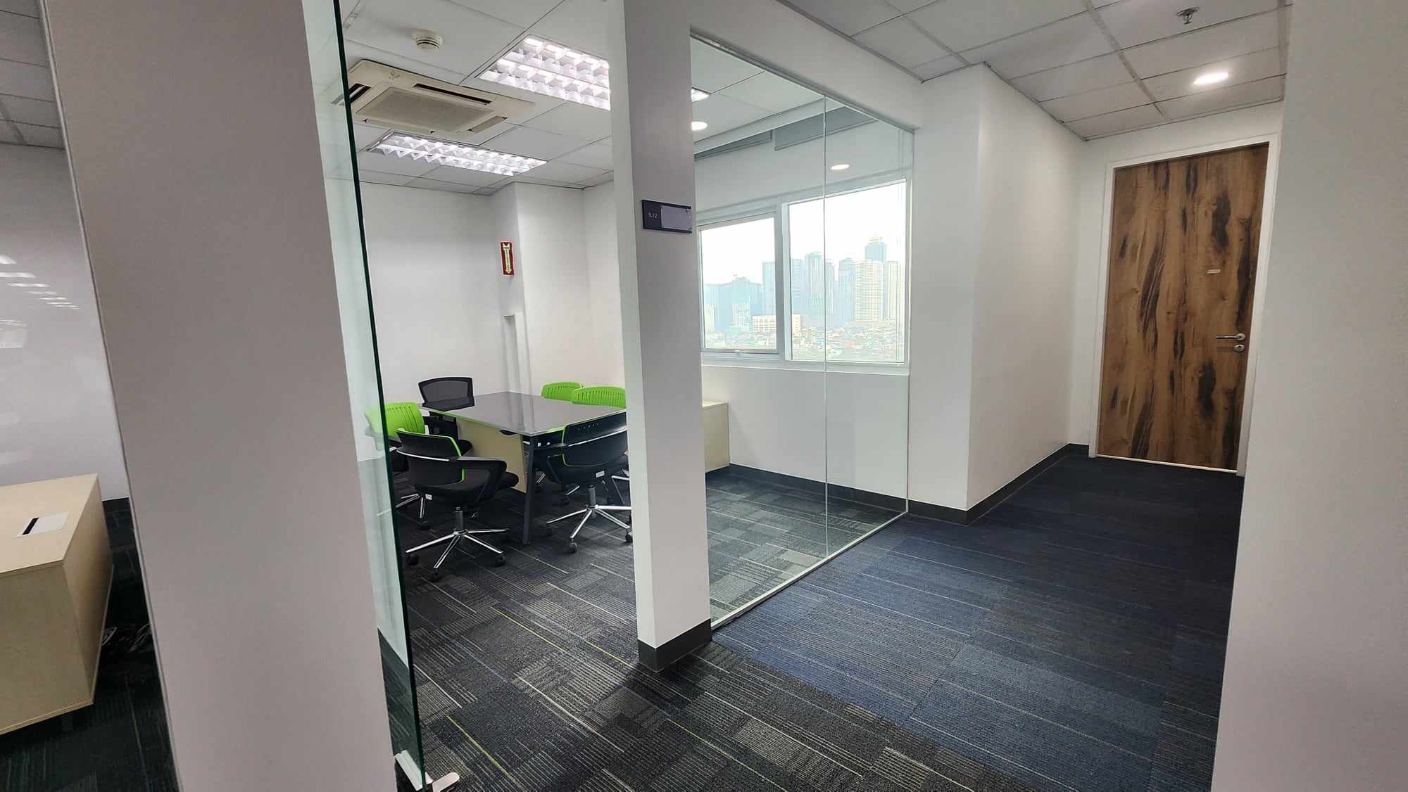 BPO Office Space Rent Lease Fully Furnished 2000 sqm Mandaluyong