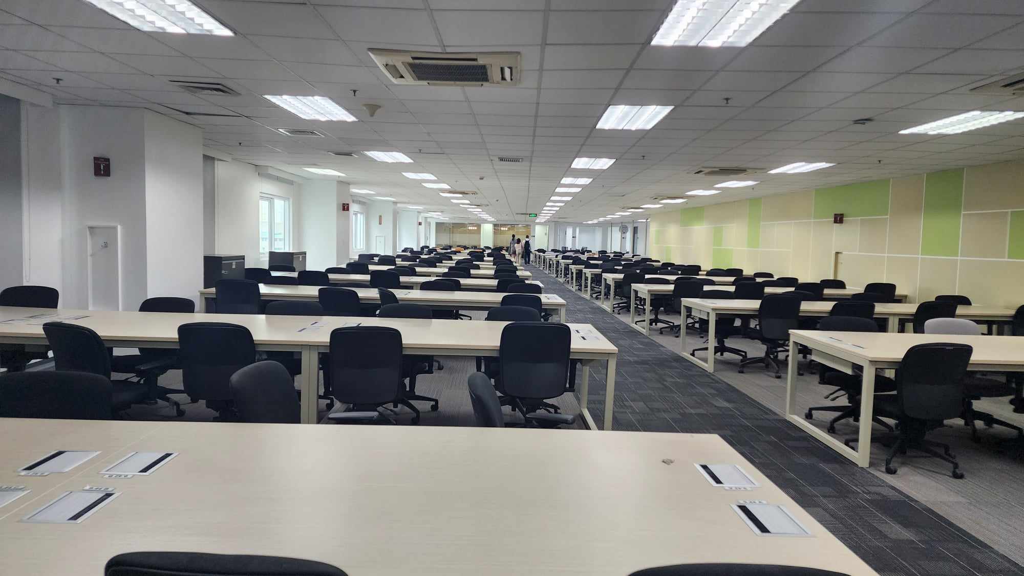 BPO Office Space Rent Lease 2100 sqm Mandaluyong City Manila