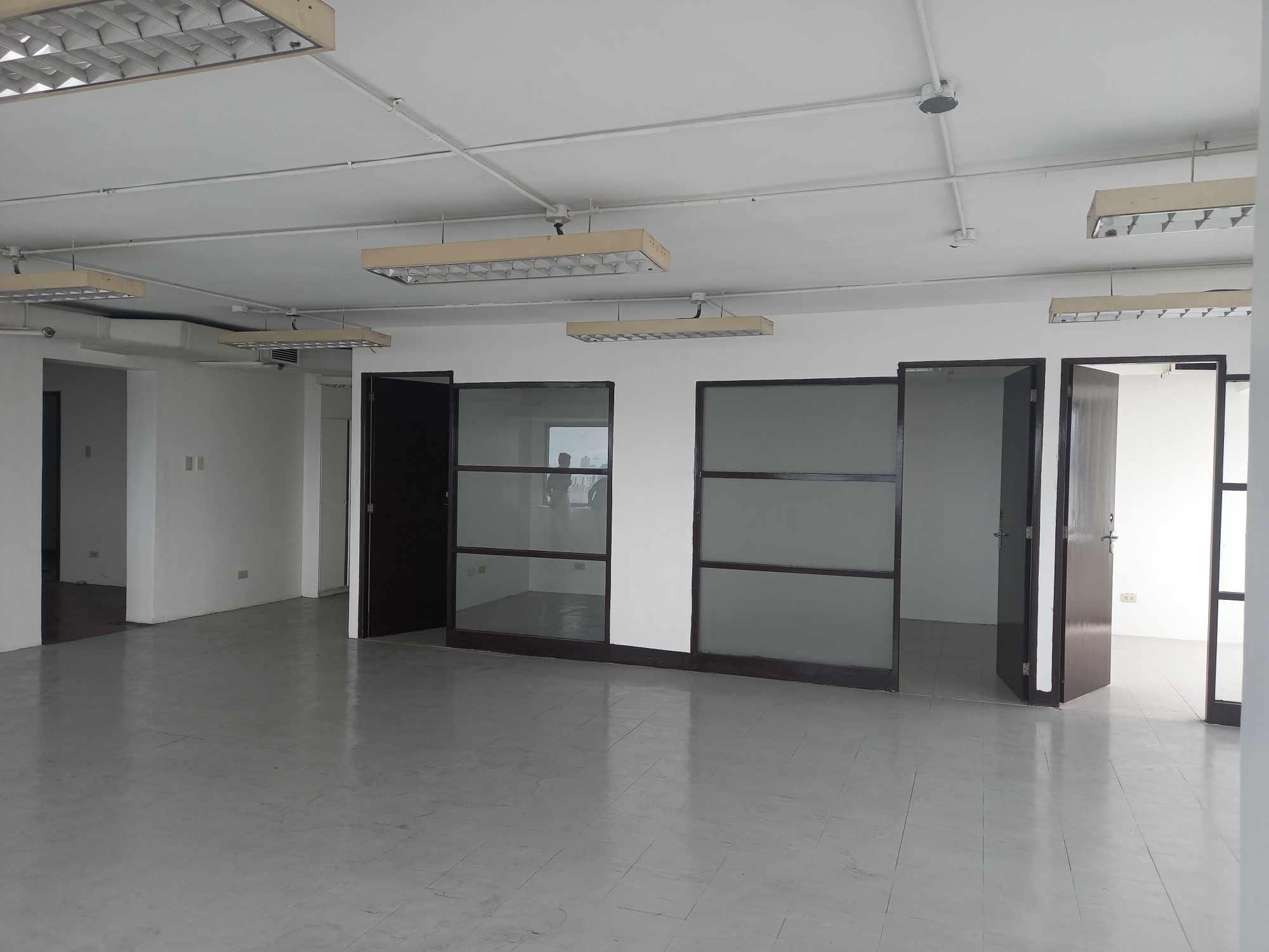 Looking for a prime PEZA office space for lease in the bustling Commercial Business District of Mandaluyong City? Look no further! Our office space offers convenient access to transportation hubs, shopping malls, restaurants, banks, and other commercial establishments. At 156.19 square meters, our office space is both spacious and affordable, with a competitive indicative rate of Php 500 pesos per square meter, or Php 78,095 per month. The space comes in a warm shell handover condition, complete with partitions, ceiling, lighting, and fire sprinkler system. The AC system is also VRF for added convenience and comfort.