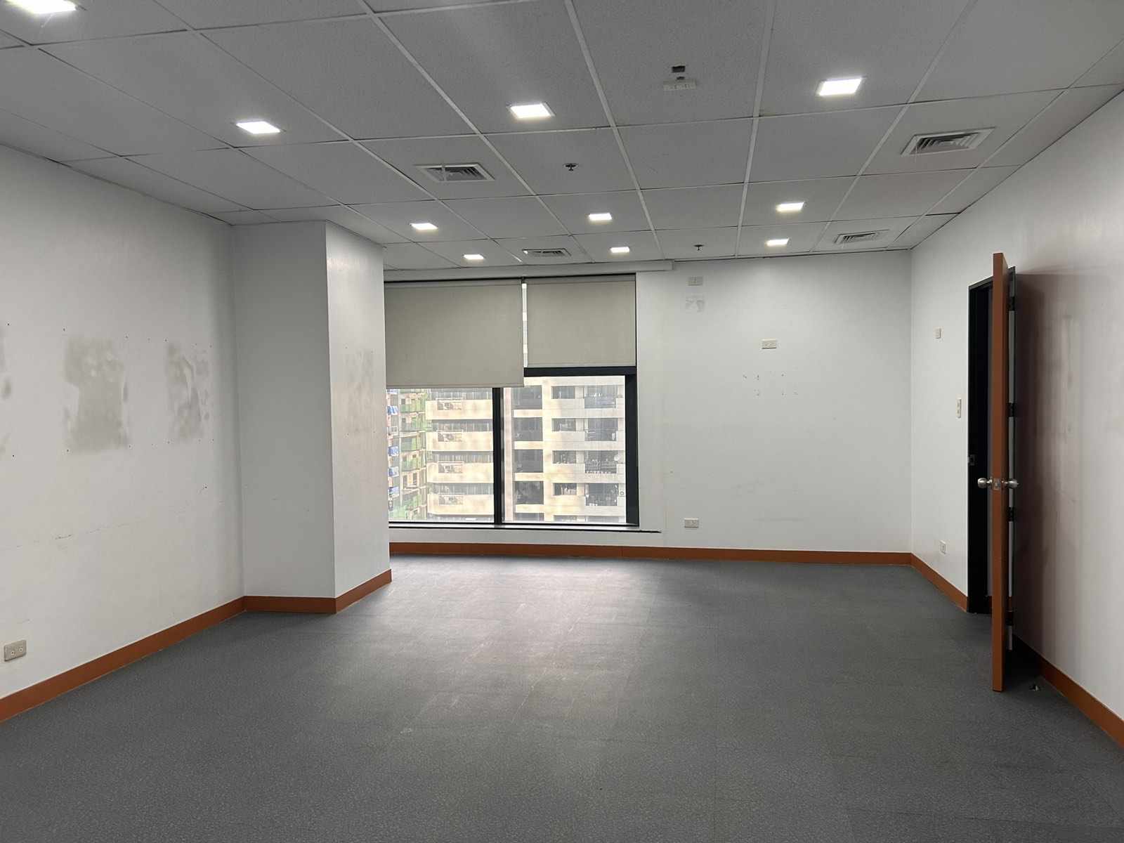 For Rent Lease Semi Furnished 229 sqm Office Space Ortigas