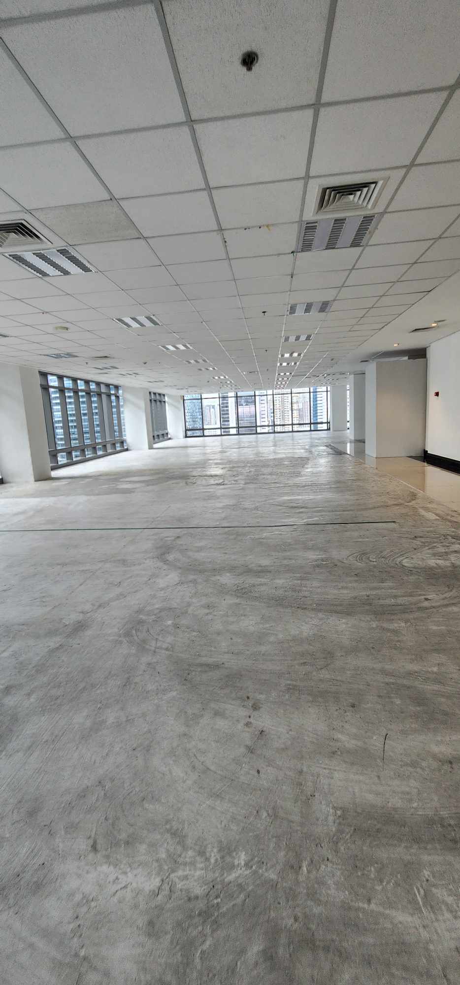350 sqm Office Space for Lease Rent in BGC Taguig