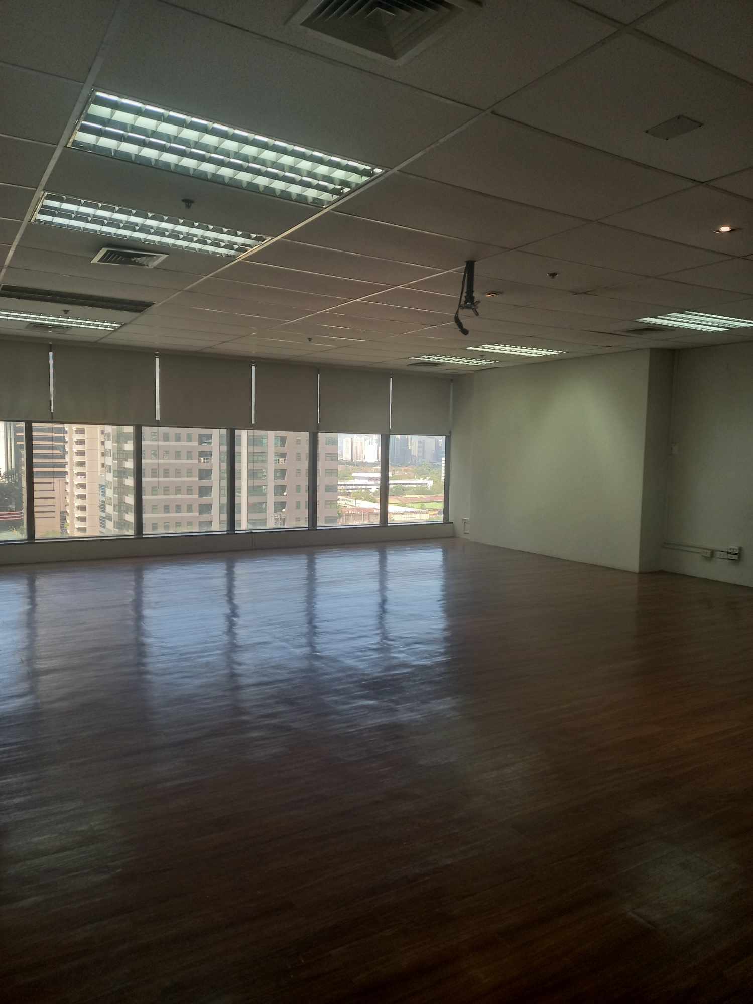 For Rent Lease Fitted 90 sqm Office Space Ortigas Center